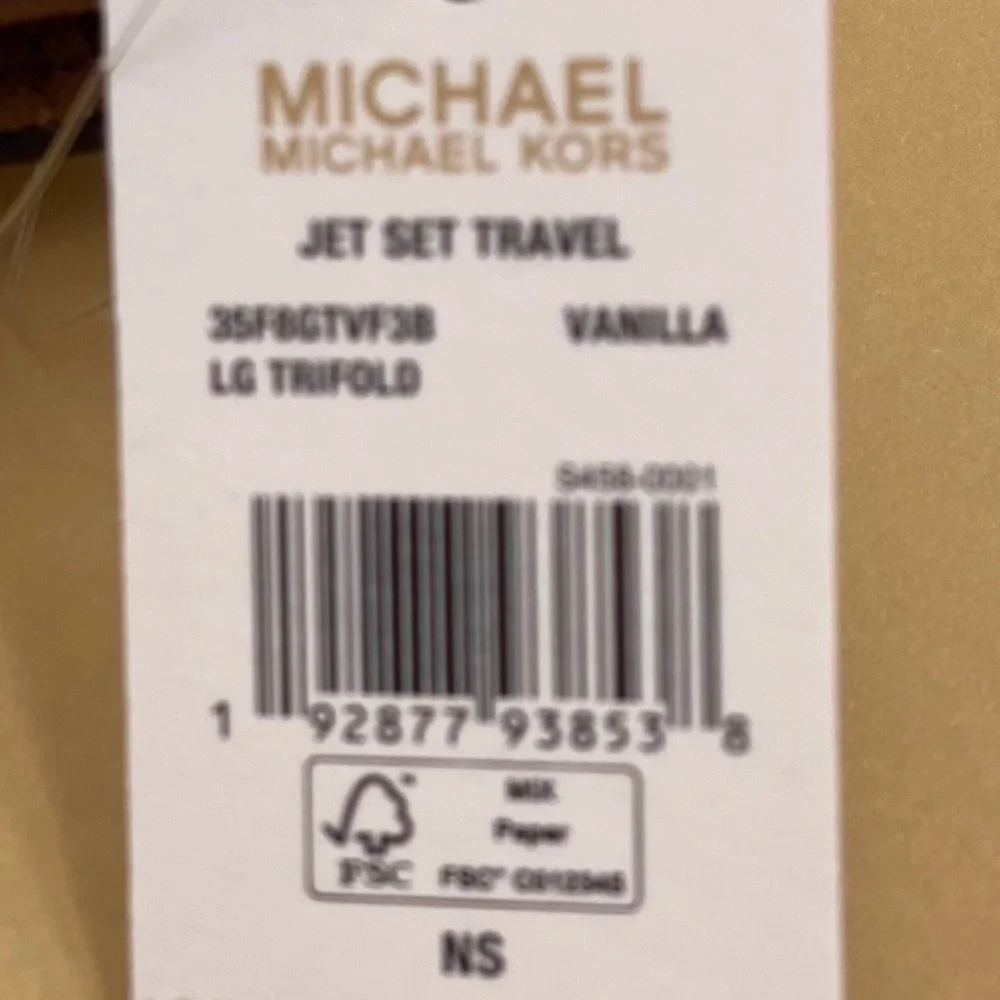 Michael Kors Trifold Wallet Vanilla